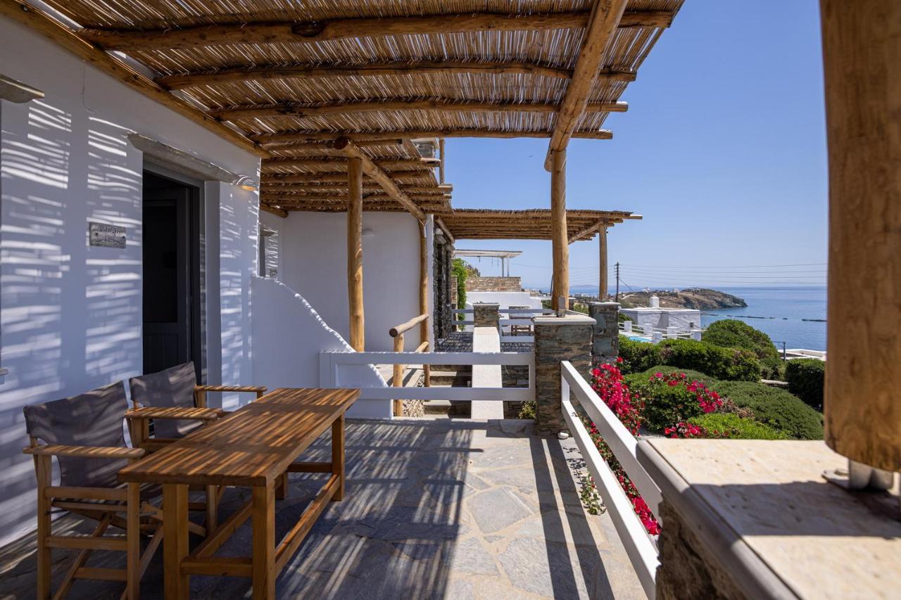 Big Blue Suites & Apartments Kionia Exterior foto